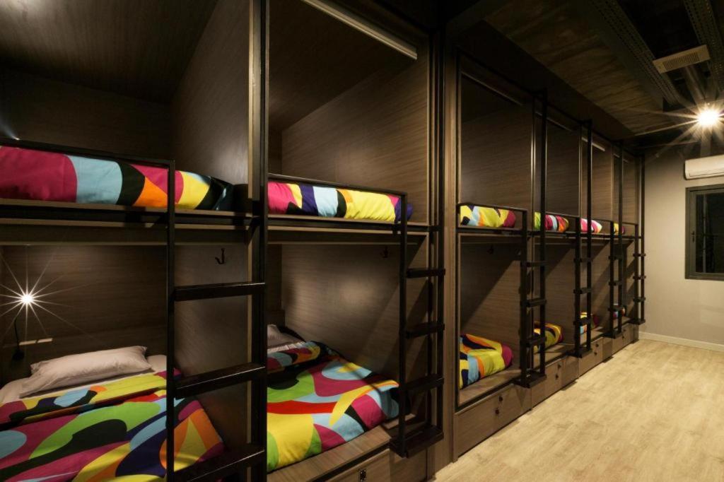 The Social House - Coliving & Hostel - Previously Known As Nomad Hostel ジャカルタ エクステリア 写真