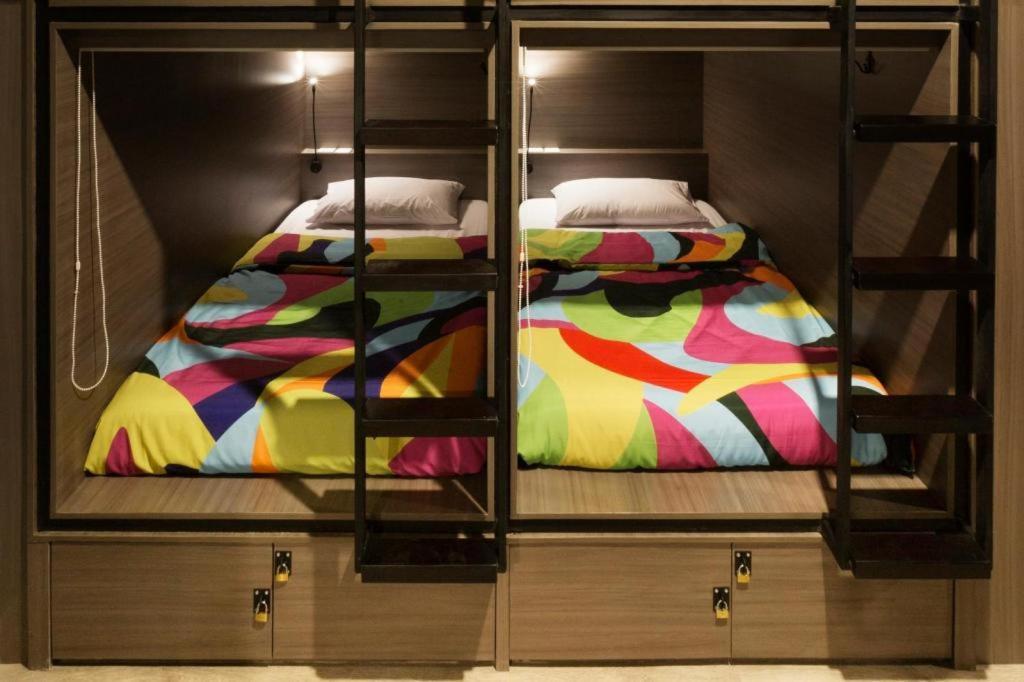 The Social House - Coliving & Hostel - Previously Known As Nomad Hostel ジャカルタ エクステリア 写真